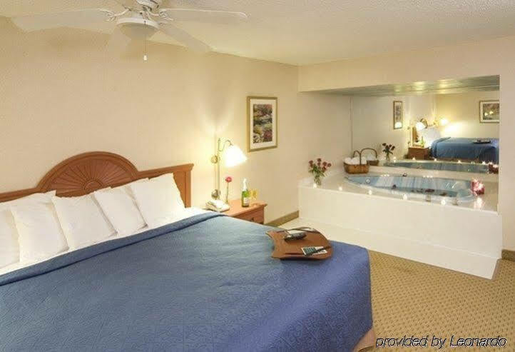 Quality Hotel Lansing